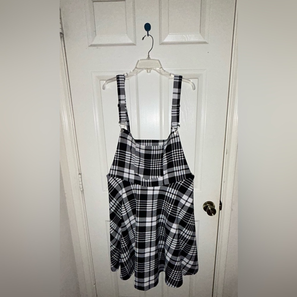 Overall dress